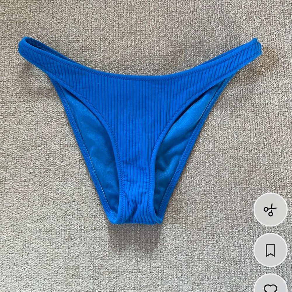Triangl swimwear maci blue bikini bottoms